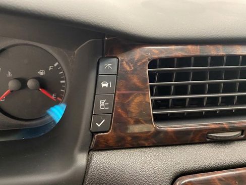 Used 2016 Chevrolet Impala Limited LS image 31