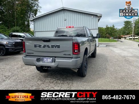 Used 2025 RAM 2500 Big Horn AWD/4WD image 5