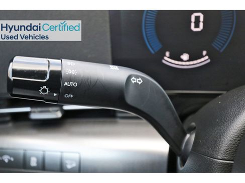 Certified 2025 Hyundai Kona SEL image 20