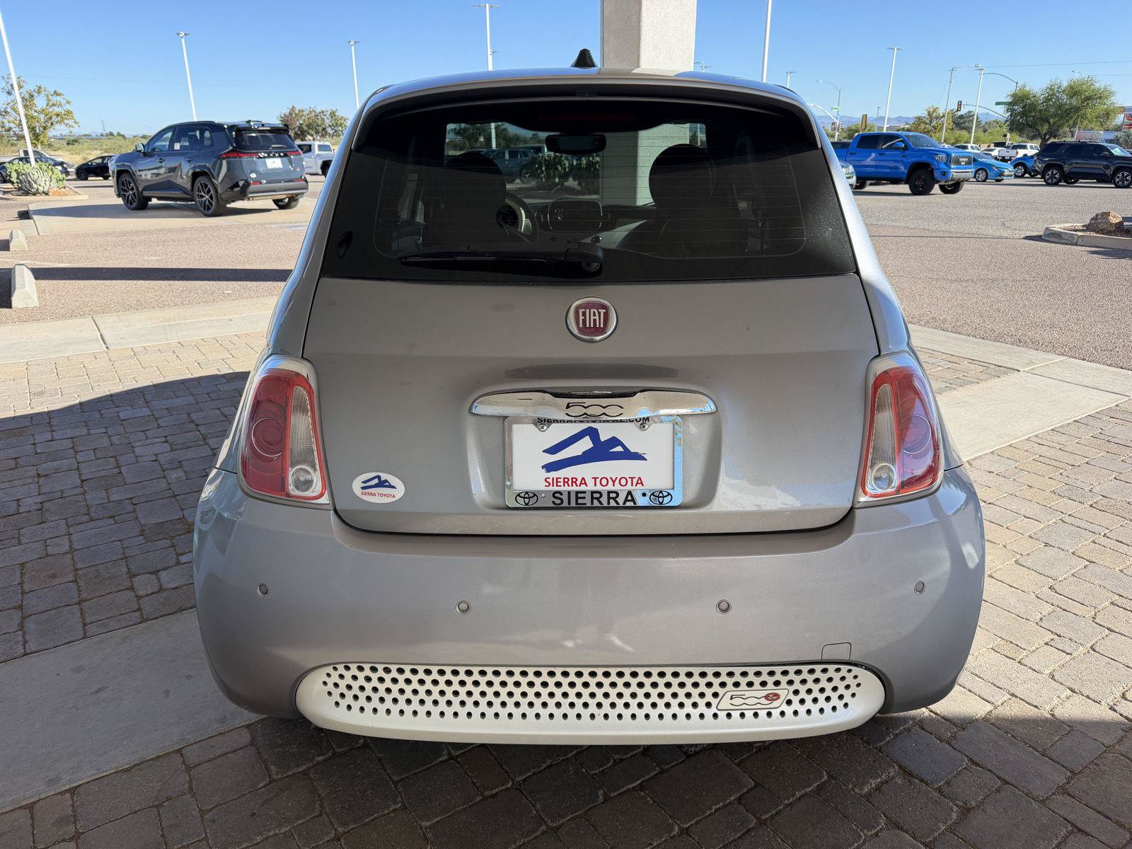 Used 2016 FIAT 500 e FWD image 4
