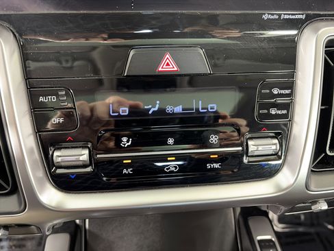 Certified 2023 Kia Sorento X-Line EX image 25