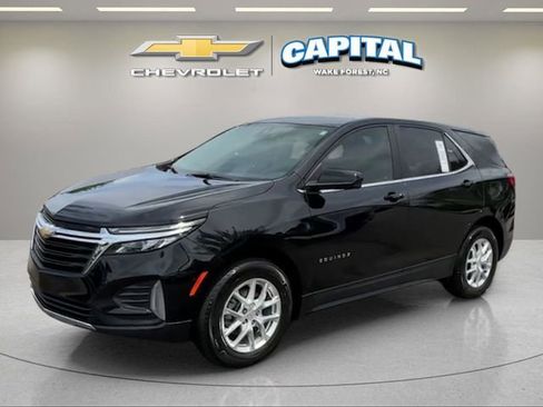 Used 2022 Chevrolet Equinox LT FWD image 1