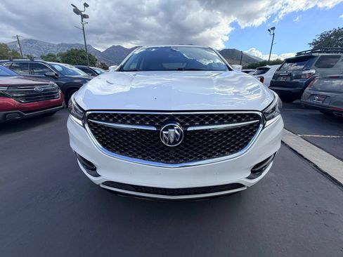 Used 2019 Buick Enclave Avenir w/ Avenir Technology Package AWD/4WD image 9