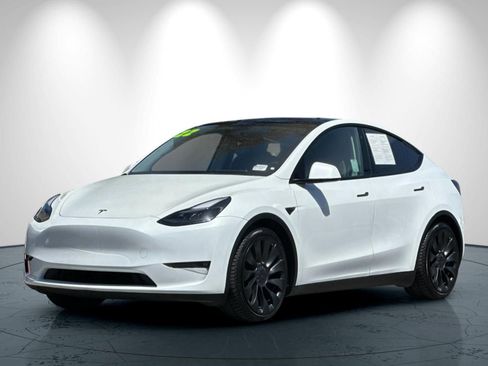 Used 2022 Tesla Model Y Performance AWD/4WD image 8