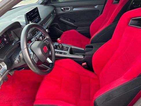 Certified 2024 Honda Civic Type R image 17