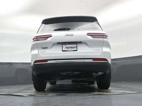 New 2026 Jeep Grand Cherokee L Laredo AWD/4WD image 43