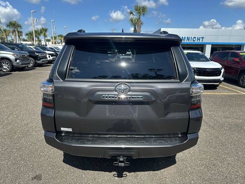 Used 2021 Toyota 4Runner SR5 Premium w/ Moonroof Package RWD image 15