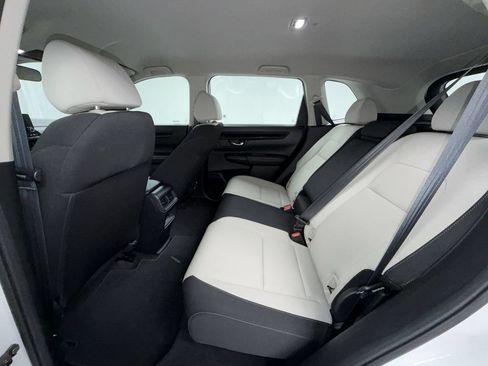 Used 2023 Honda CR-V LX image 19
