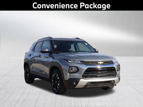 Used 2023 Chevrolet TrailBlazer LT w/ Convenience Package image 4