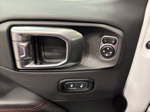 Used 2023 Jeep Gladiator Rubicon w/ LED Lighting Group image 15