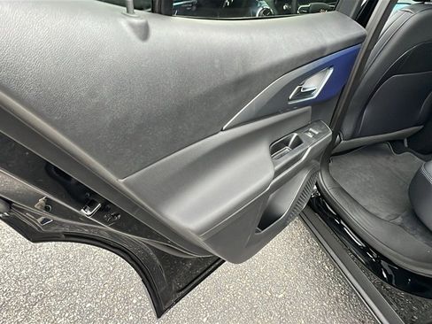 New 2026 Chevrolet Equinox EV LT image 16