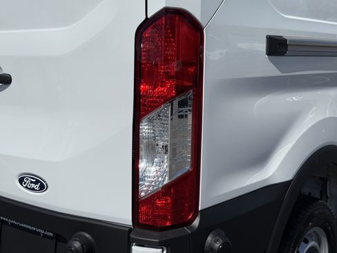 New 2026 Ford Transit 250 Low Roof w/ Load Area Protection Package RWD image 8