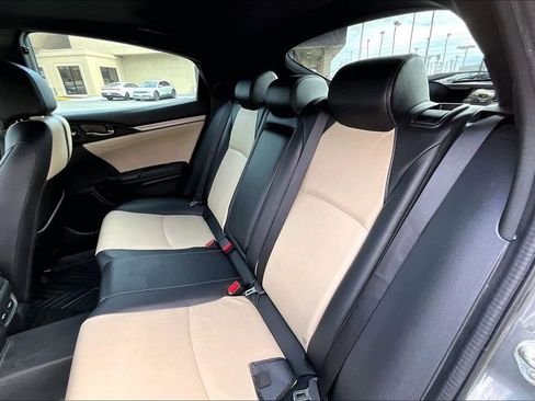 Used 2018 Honda Civic Sport Touring image 15