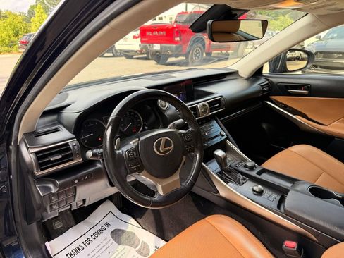 Used 2017 Lexus IS 300 AWD w/ Premium Package image 19