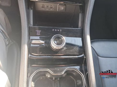 Used 2023 Jeep Grand Cherokee Limited AWD/4WD image 21