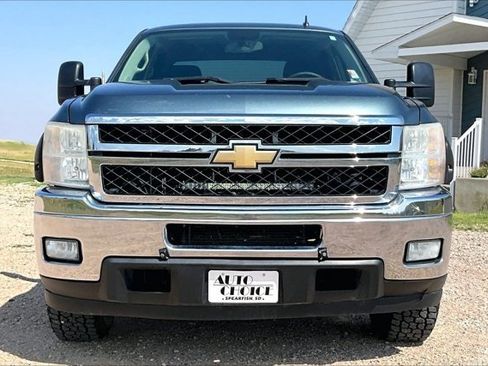 Used 2011 Chevrolet Silverado 2500 LT w/ Interior Plus Package AWD/4WD image 2