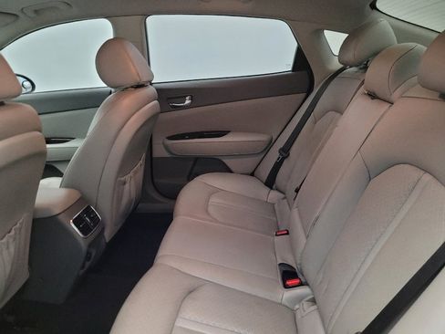 Used 2016 Kia Optima EX FWD image 18
