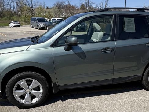 Used 2015 Subaru Forester 2.5i Premium w/ All-Weather Package image 4