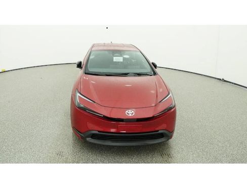 New 2026 Toyota Prius LE FWD image 15