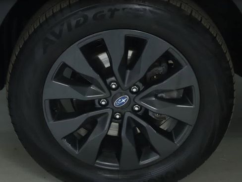 Certified 2023 Subaru Outback Onyx Edition image 37