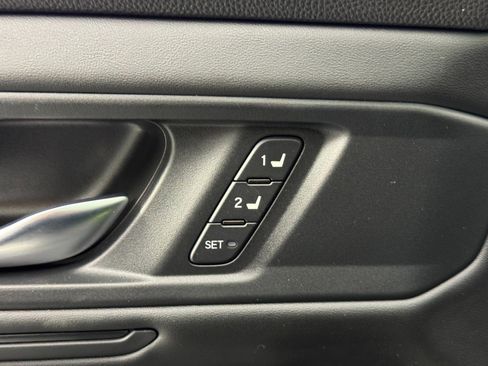 Used 2023 Honda Accord Sport image 17