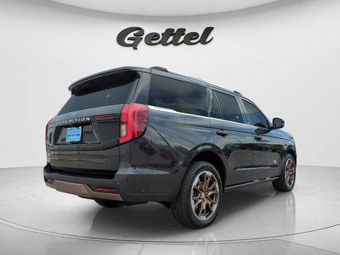 Used 2025 Ford Expedition King Ranch AWD/4WD image 5