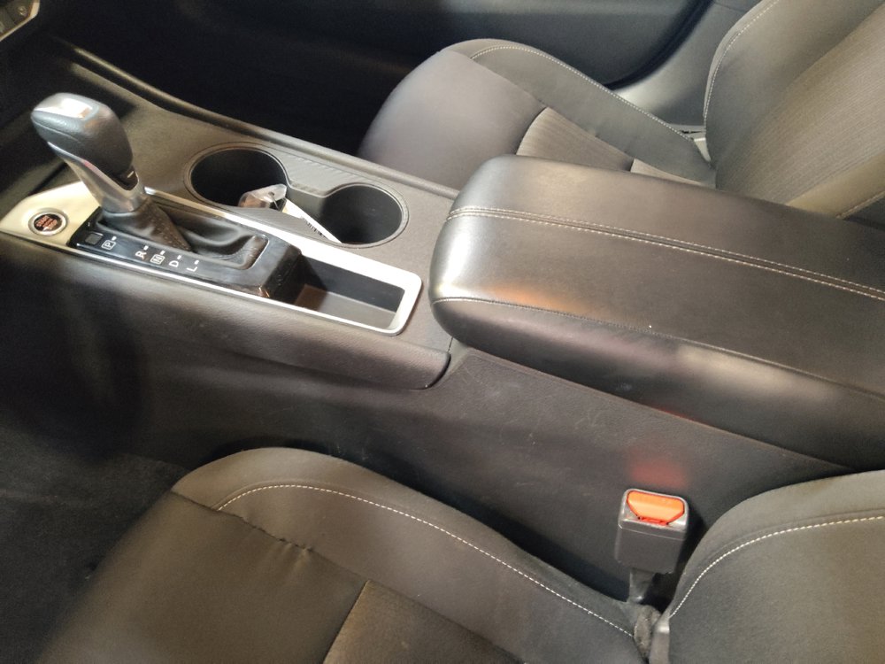 Used 2025 Nissan Altima 2.5 SV FWD image 26