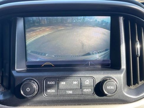 Used 2018 Chevrolet Colorado Z71 image 11