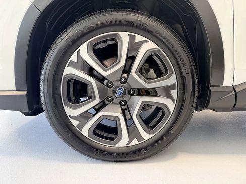 Used 2024 Subaru Ascent Limited AWD/4WD image 28