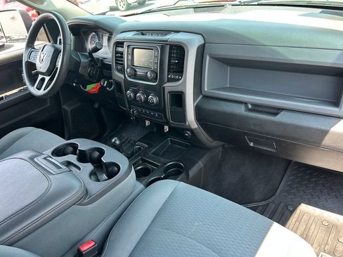 Used 2018 RAM 2500 Tradesman w/ Chrome Appearance Group AWD/4WD image 35