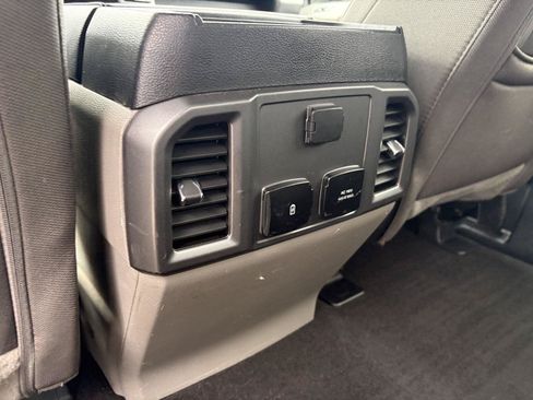 Used 2020 Ford F150 XLT w/ Equipment Group 302A Luxury AWD/4WD image 19