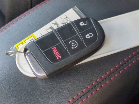 Used 2017 Jeep Renegade Trailhawk image 34