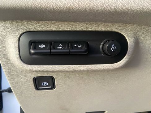 Used 2024 GMC Terrain Denali w/ Denali Premium Package image 20