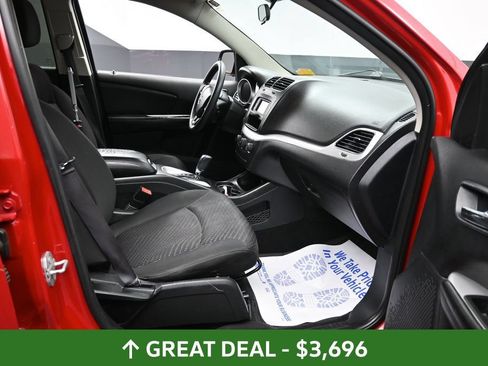 Used 2015 Dodge Journey SXT w/ Flexible Seating Group FWD image 19