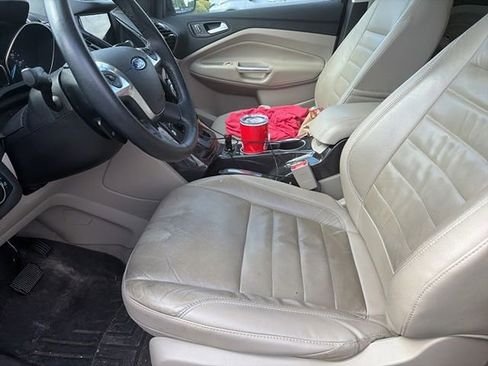 Used 2016 Ford Escape Titanium AWD/4WD image 5