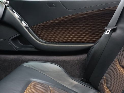 Used 2013 McLaren MP4-12C Spider image 29