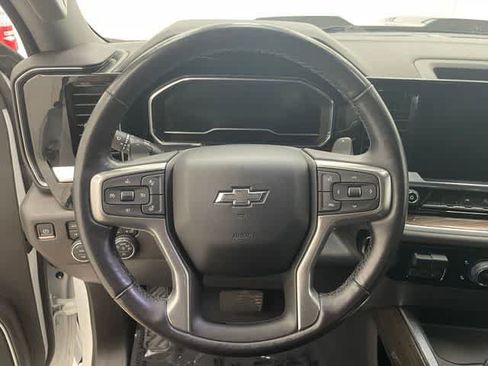 Certified 2022 Chevrolet Silverado 1500 LT Trail Boss w/ Convenience Package II AWD/4WD image 12
