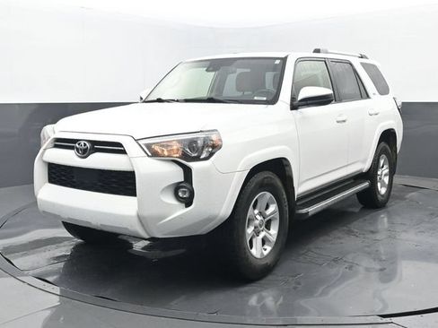 Used 2021 Toyota 4Runner SR5 RWD image 8