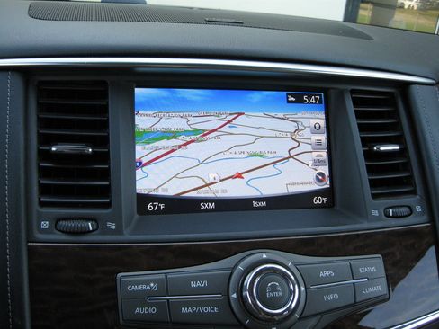Used 2018 Nissan Armada Platinum w/ Captain Seat Package RWD image 20