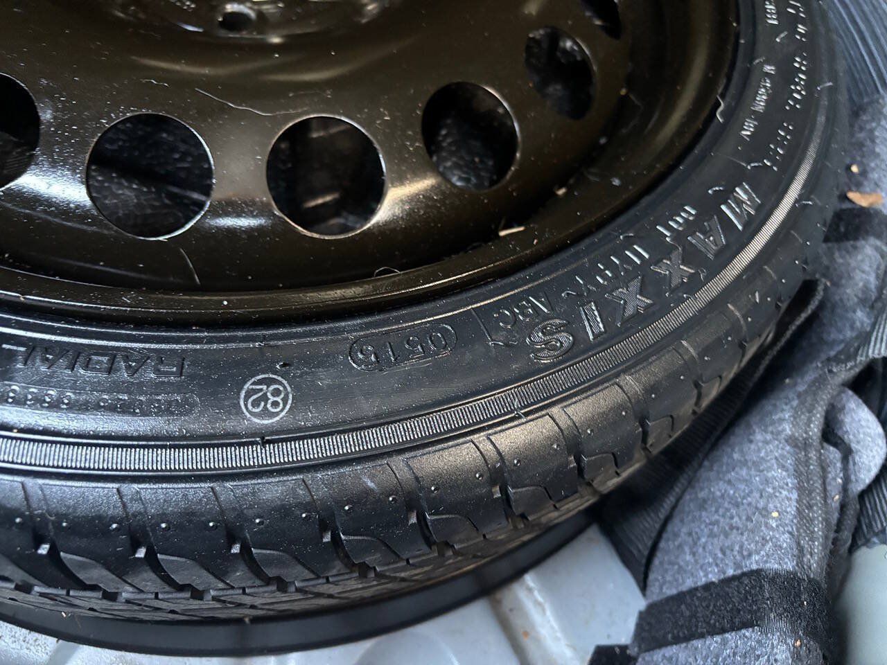 Used 2015 Chevrolet Cruze LTZ w/ Sun, Sound and Sport Package FWD image 28