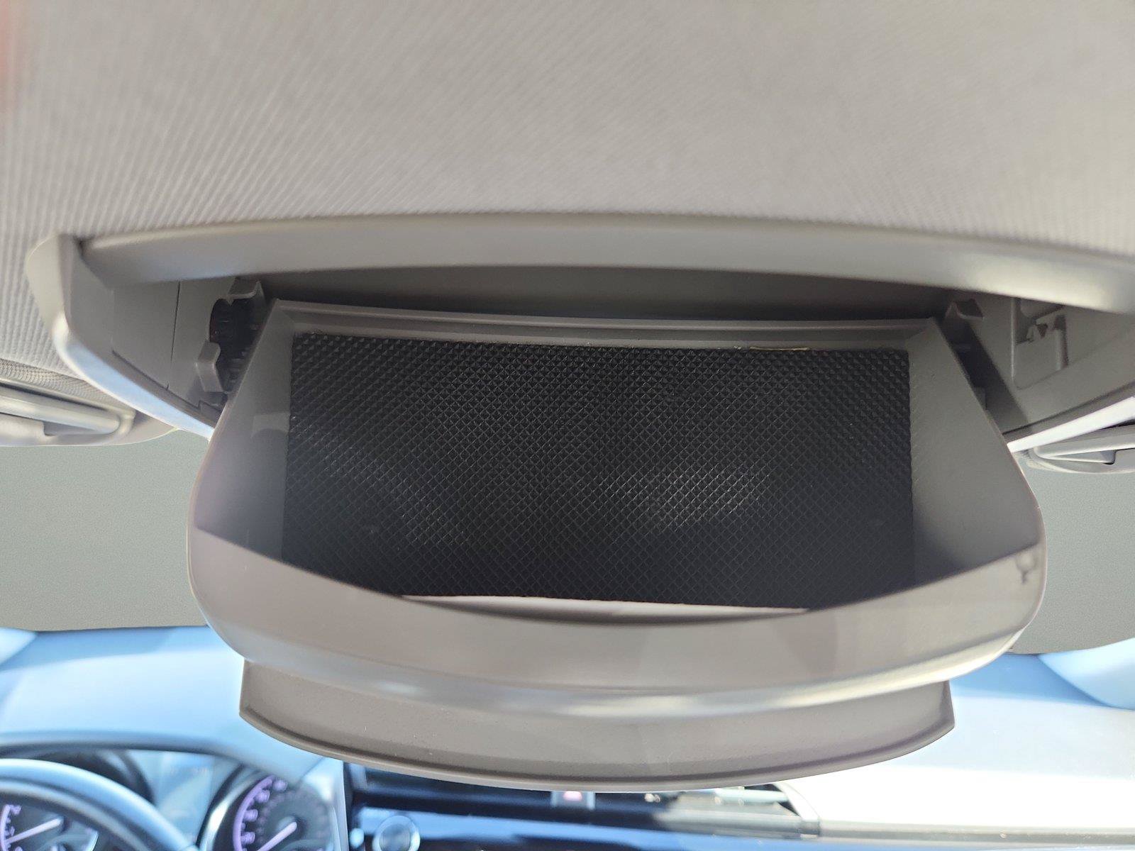 Used 2019 Toyota Camry SE FWD image 39