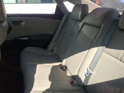Used 2015 Toyota Avalon XLE Touring FWD image 7