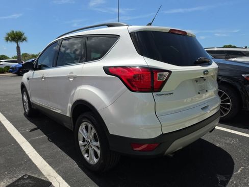 Used 2019 Ford Escape SEL FWD image 11