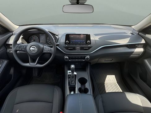 Used 2024 Nissan Altima 2.5 S FWD image 20
