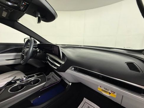 Certified 2024 Cadillac Lyriq Luxury RWD image 31