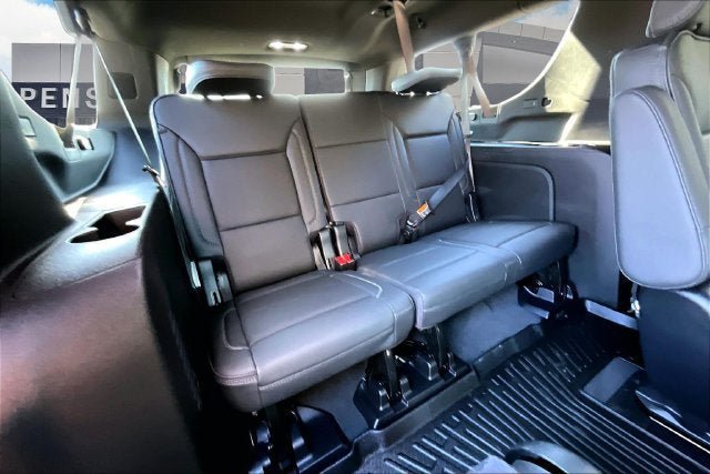 Certified 2026 GMC Yukon XL Denali w/ Sun & Power Step Package AWD/4WD image 28