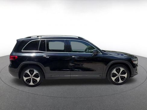 Used 2025 Mercedes-Benz GLB 250 image 16