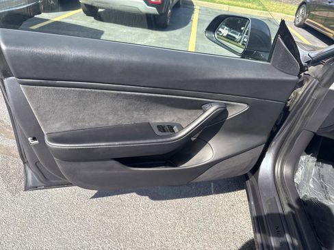 Used 2021 Tesla Model 3 Long Range AWD/4WD image 17