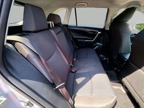 Certified 2025 Toyota RAV4 LE AWD/4WD image 18