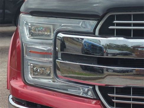 Used 2020 Ford F150 Lariat w/ Equipment Group 502A Luxury image 10